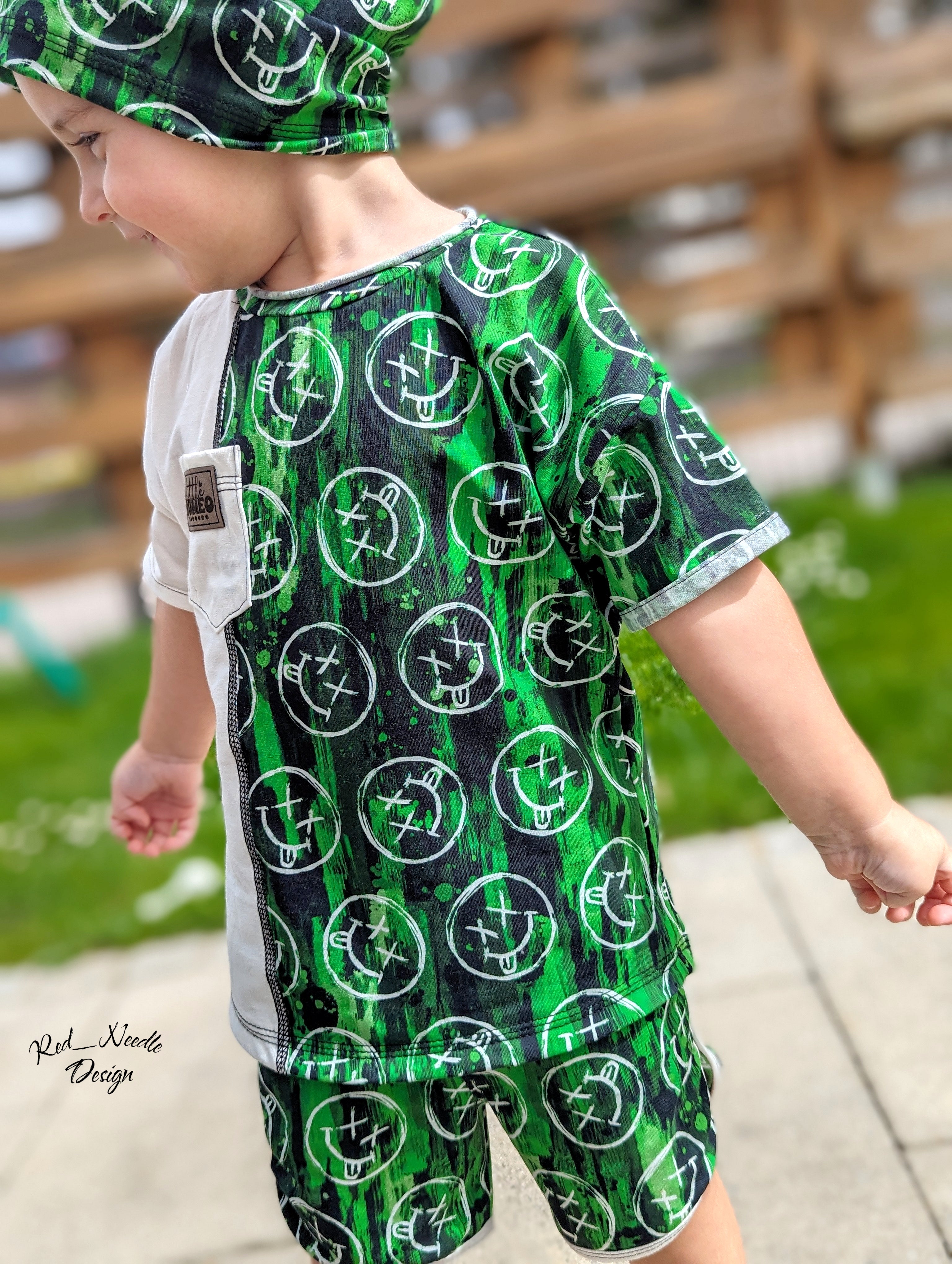 Grüne Smileys Grunge Dauervorbestellung